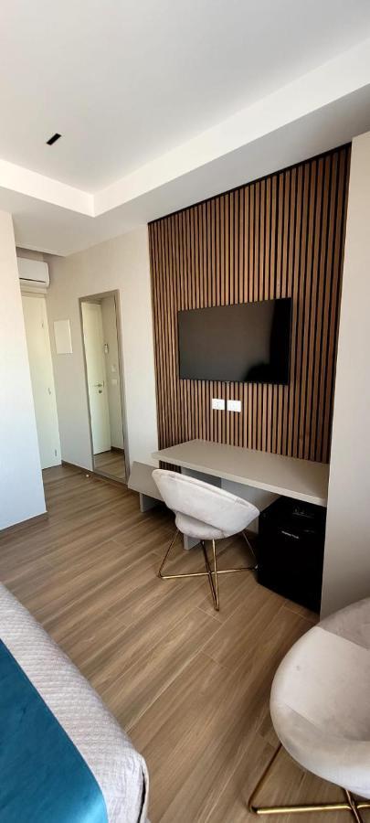 Th Luxury Central Катания Екстериор снимка